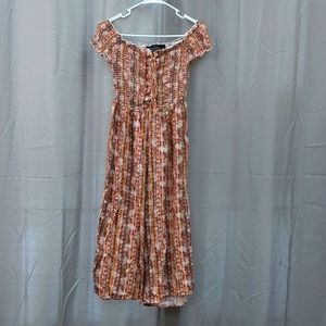 Poly and Esther stretchy jumpsuit size medium